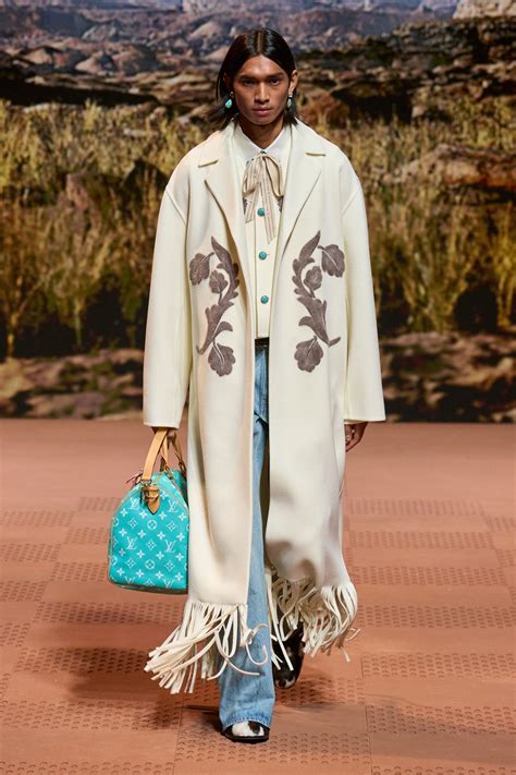 handdoek louis vuitton|louis vuitton collection.